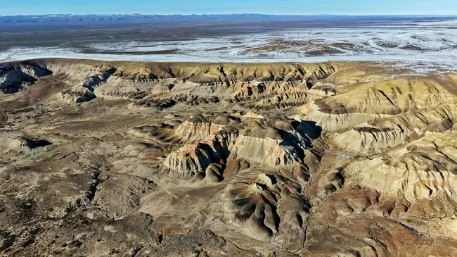 Paisaje del Bosque Petrificado de Sarmiento, Chubut
