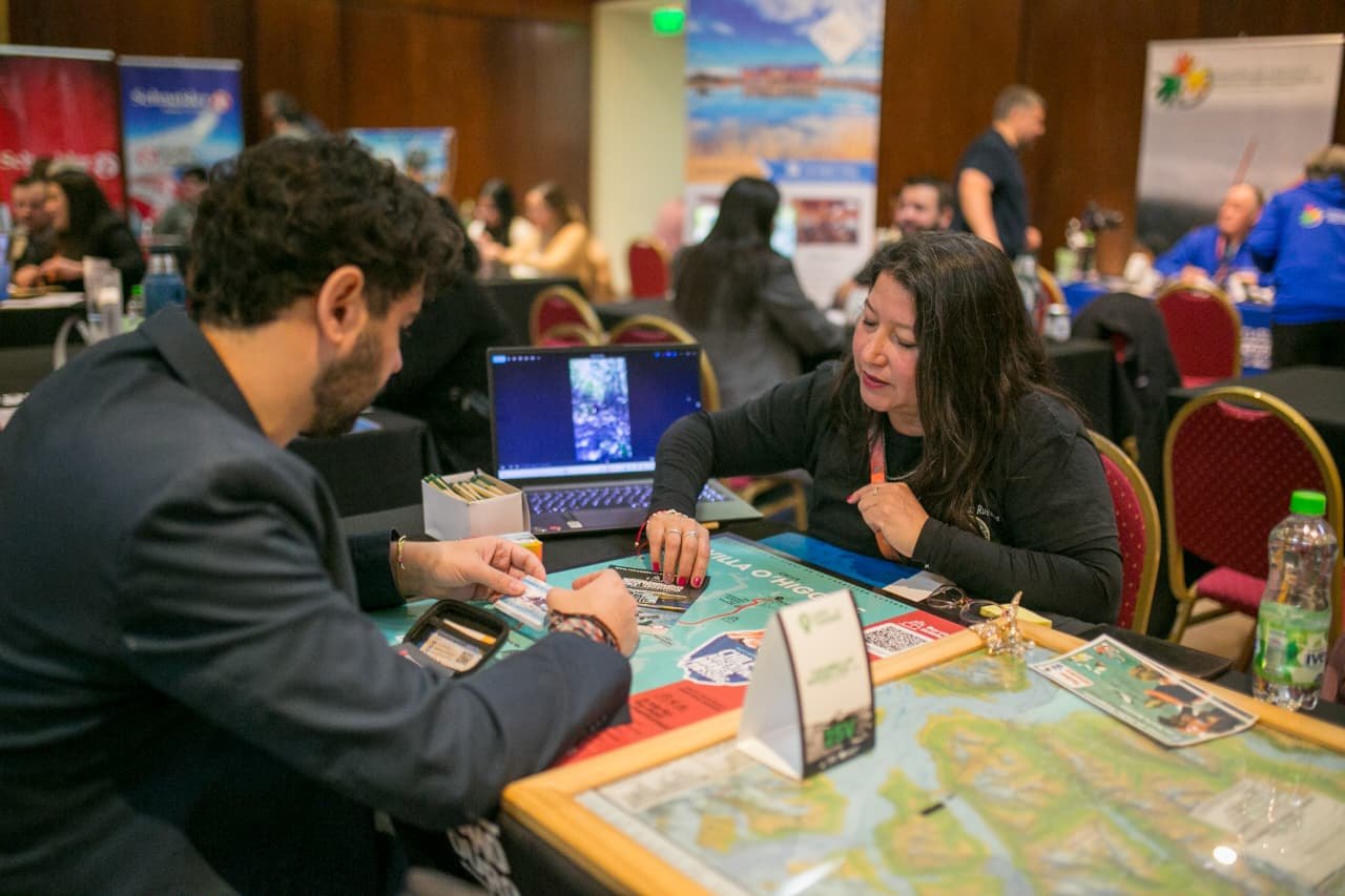 Ronda de negocios entre prestadores y operadores en la Cumbre Patagónica de la Expo Turismo Comodoro
