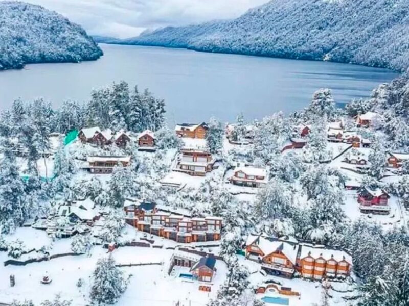 Villa La Angostura y el lago Nahuel Huapi, Neuquén
